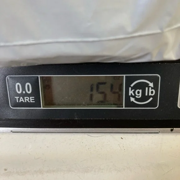 Classic Blue Women's Jeans - Picture 9 of 10